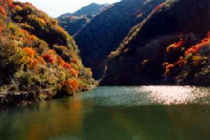 双龙峡自然风景区